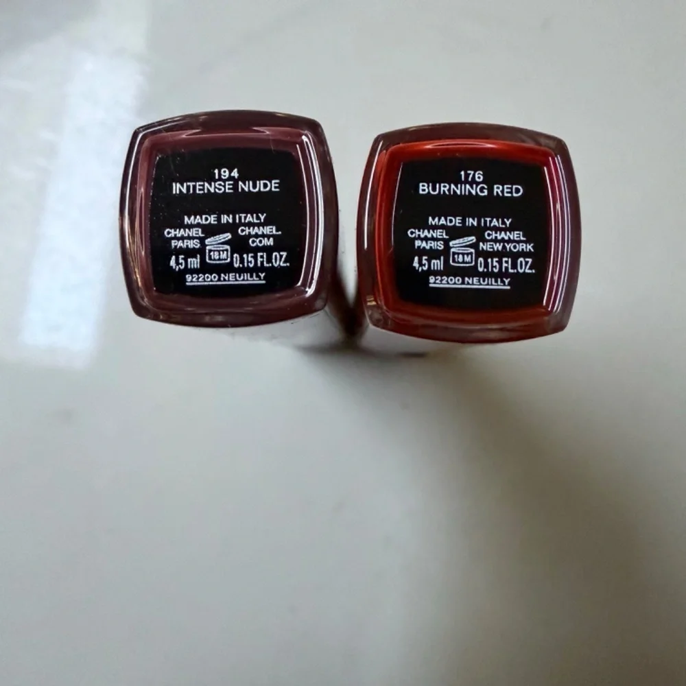 CHANEL makeup cosmetics 6 assorted pieces - NWOT